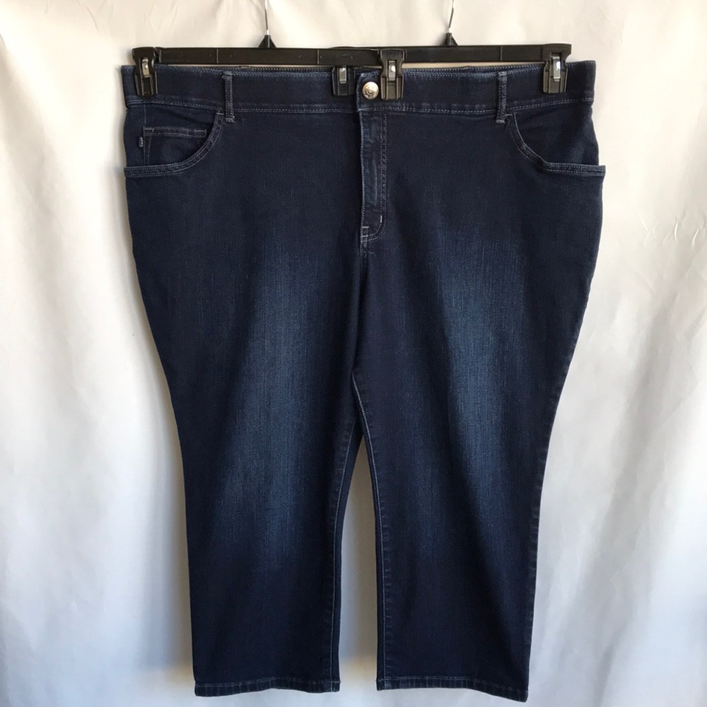 Lee regular fit mid rise elastic waist stretchy cropped dark wash jeans, 24W